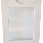 com vidro canelado e puxador moon